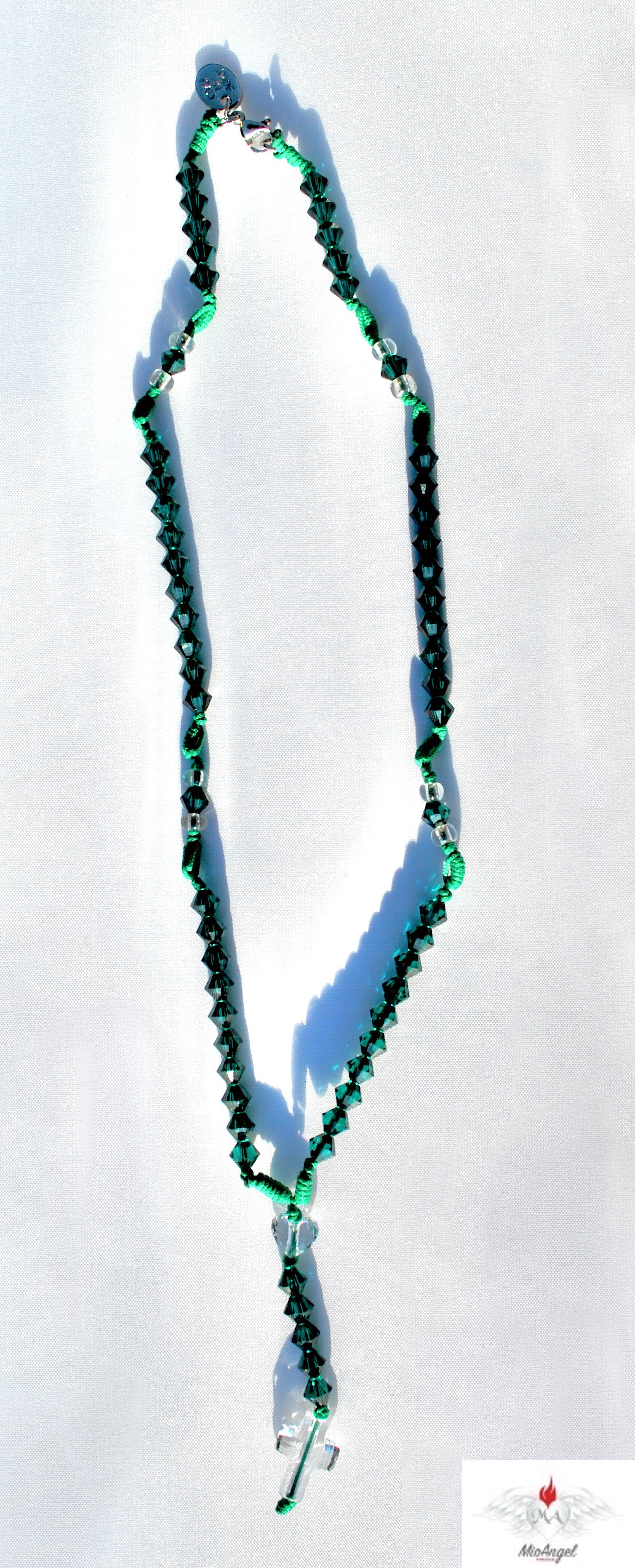 Rosario verde con cuore e componenti in cristalli Swarovski