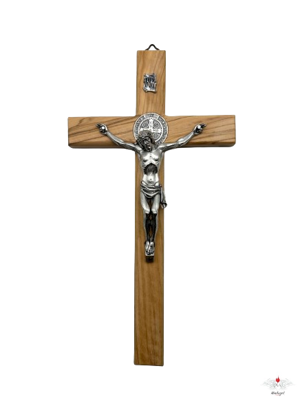 Crocifisso in ulivo San Benedetto