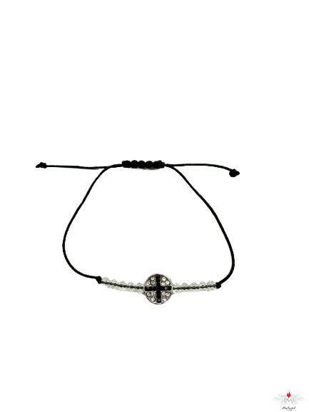 Bracciale rosario con croce su corda